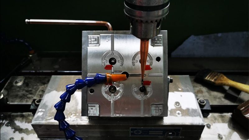 智能家电外壳模具：结构特点与制造工艺解析
